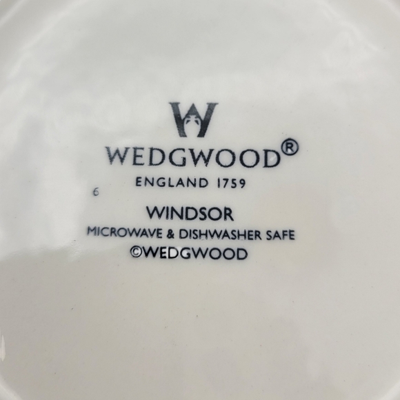 Vintage Windsor Teapot by Wedgwood England Porcelain Embossed Ribs & Dots Cream - Picture 9 of 12